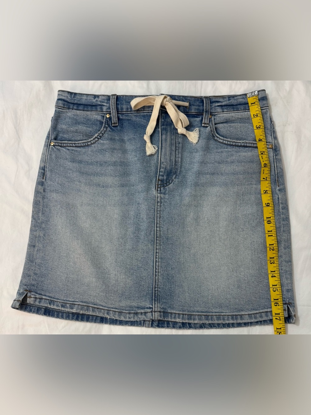 EUC Kut From The Kloth Women's Holly Blue Skirt Size 6 - Picture 5 of 6